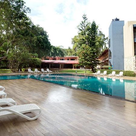มริทิยา เลค รีสอร์ต Hotel อนุราธปุระ ภายนอก รูปภาพ